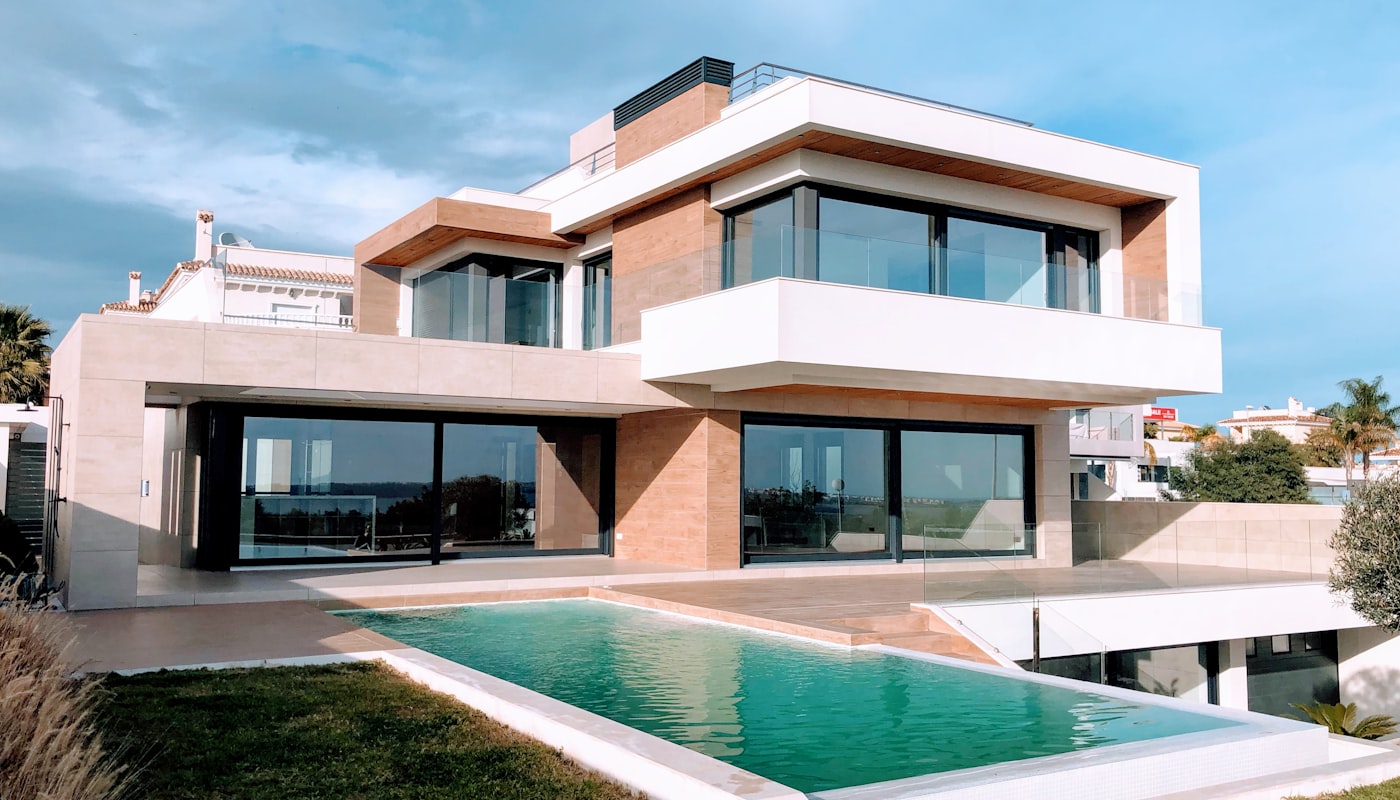 Thuế chuyển nhượng bất động sản: cách tính, đối tượng nộp và trường hợp miễn