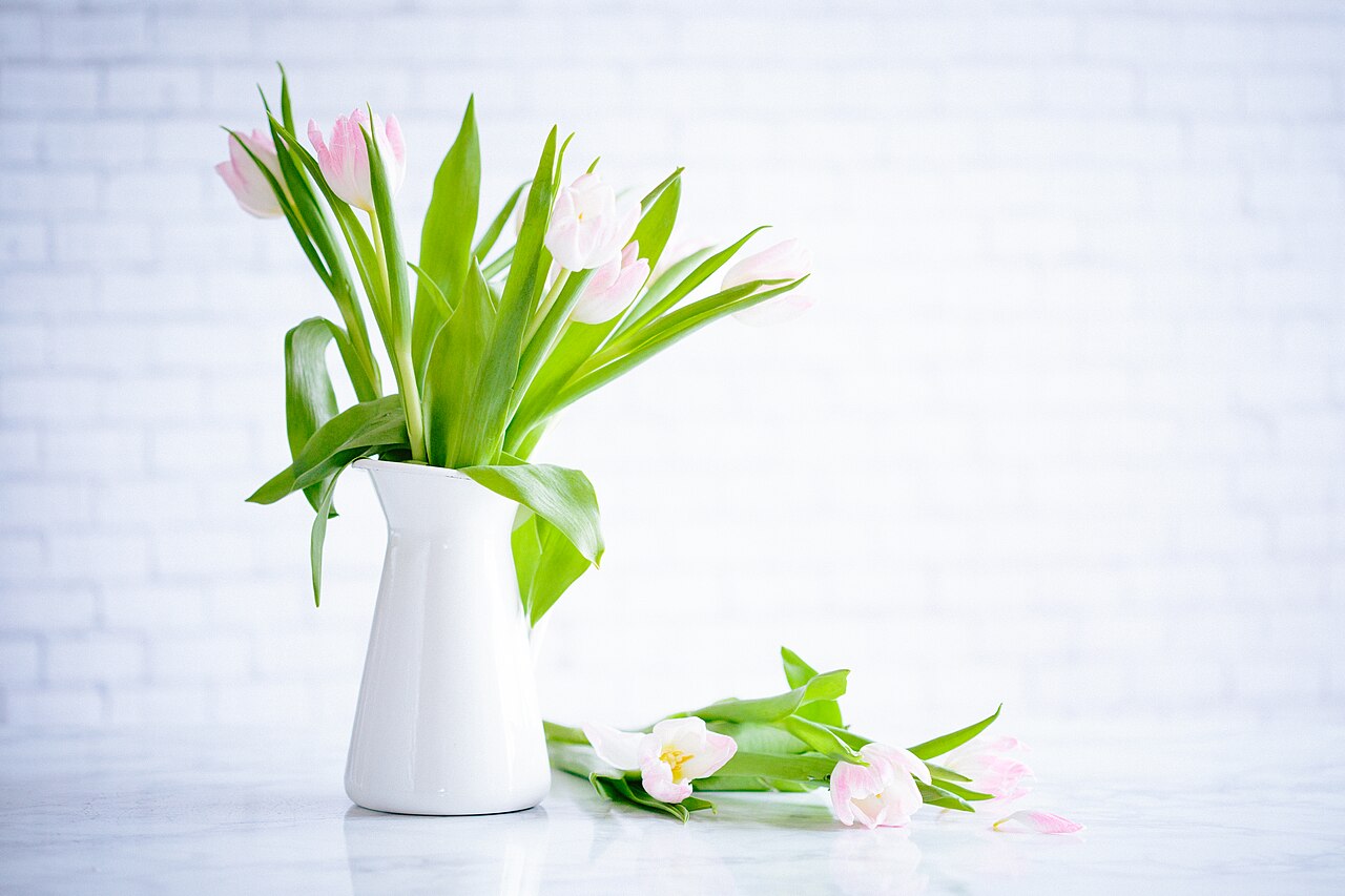 Đồ trang trí cổ điển: vẻ đẹp hoài niệm cho không gian sống